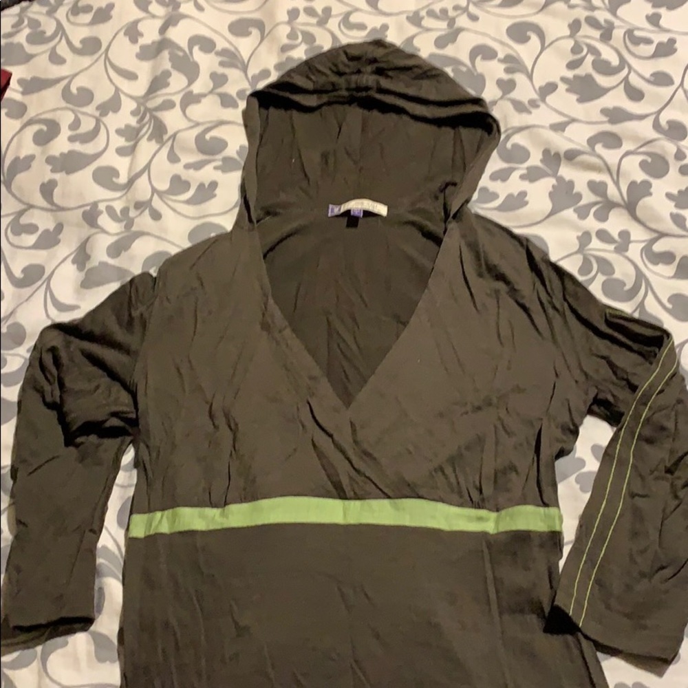 IBEX merino wool V-neck size Large